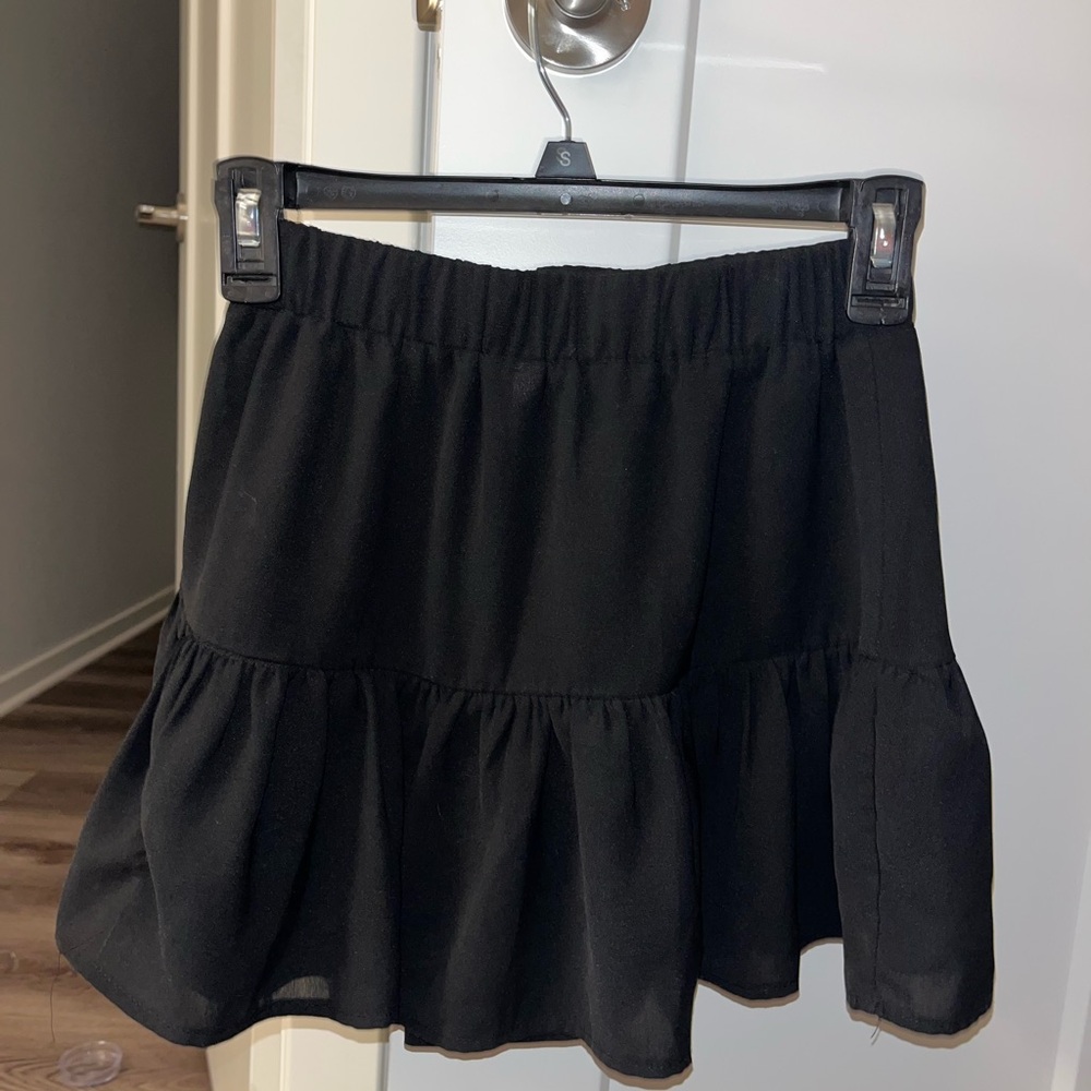 Black skirt